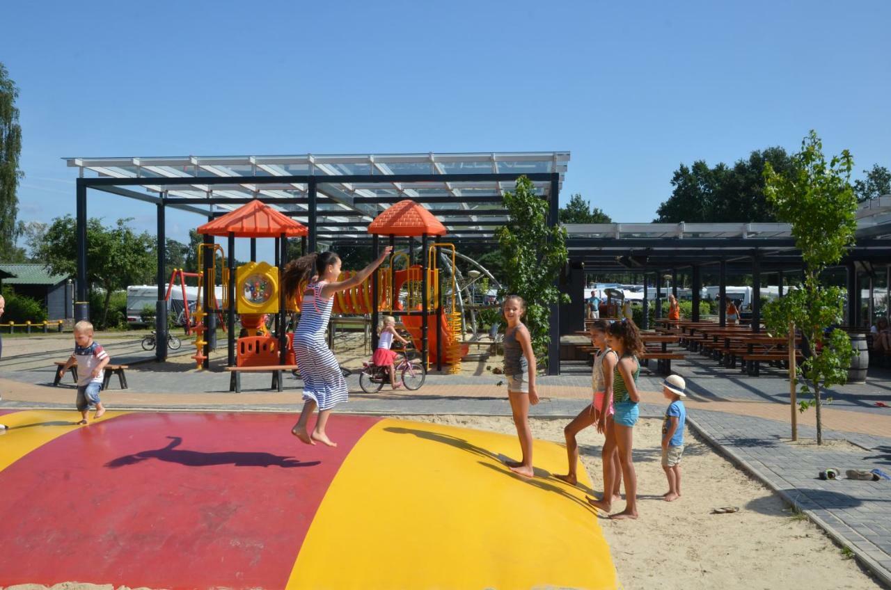 Lodge 4 Personen Camping De Molenhof Reutum Екстериор снимка