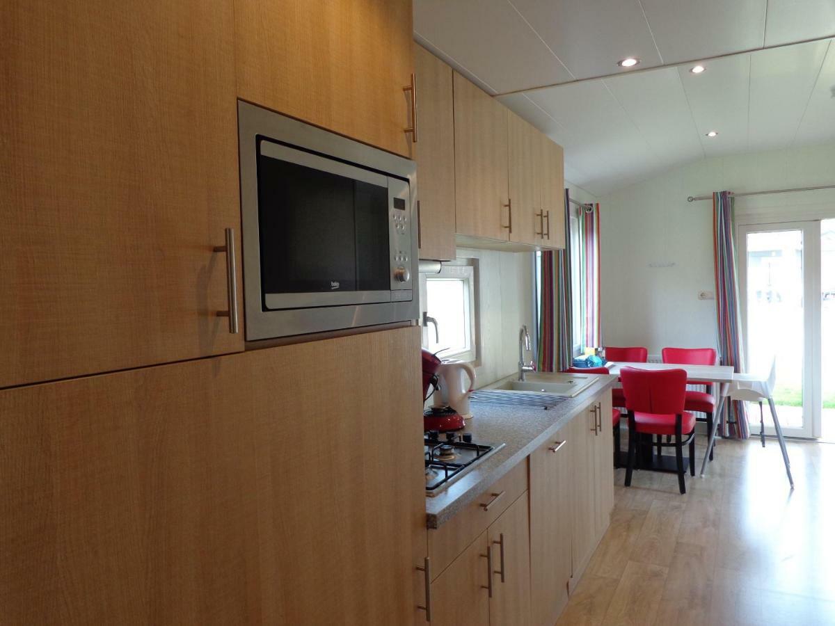 Lodge 4 Personen Camping De Molenhof Reutum Екстериор снимка